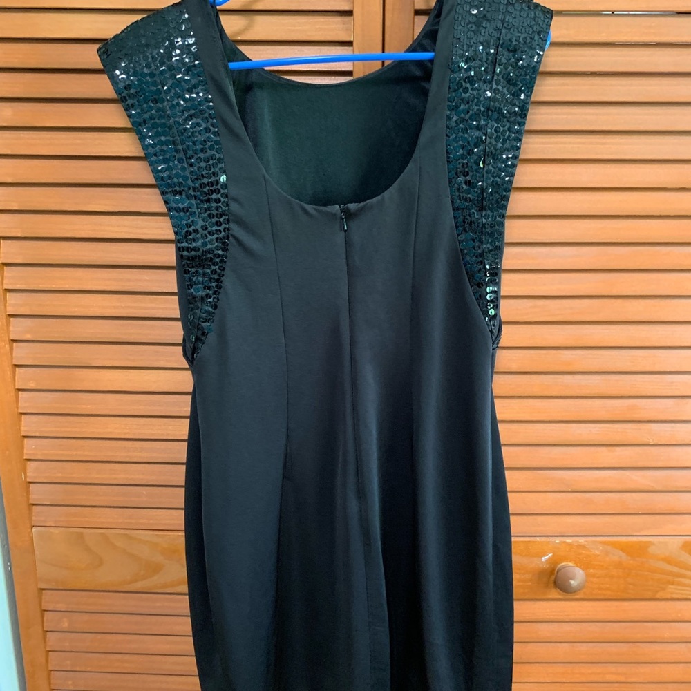 Dress - Picture 4 of 6